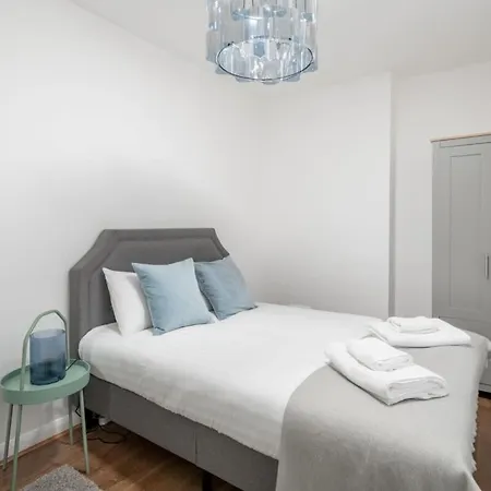 City Of London - Lovely Two Bedroom Apartment Exterior photo